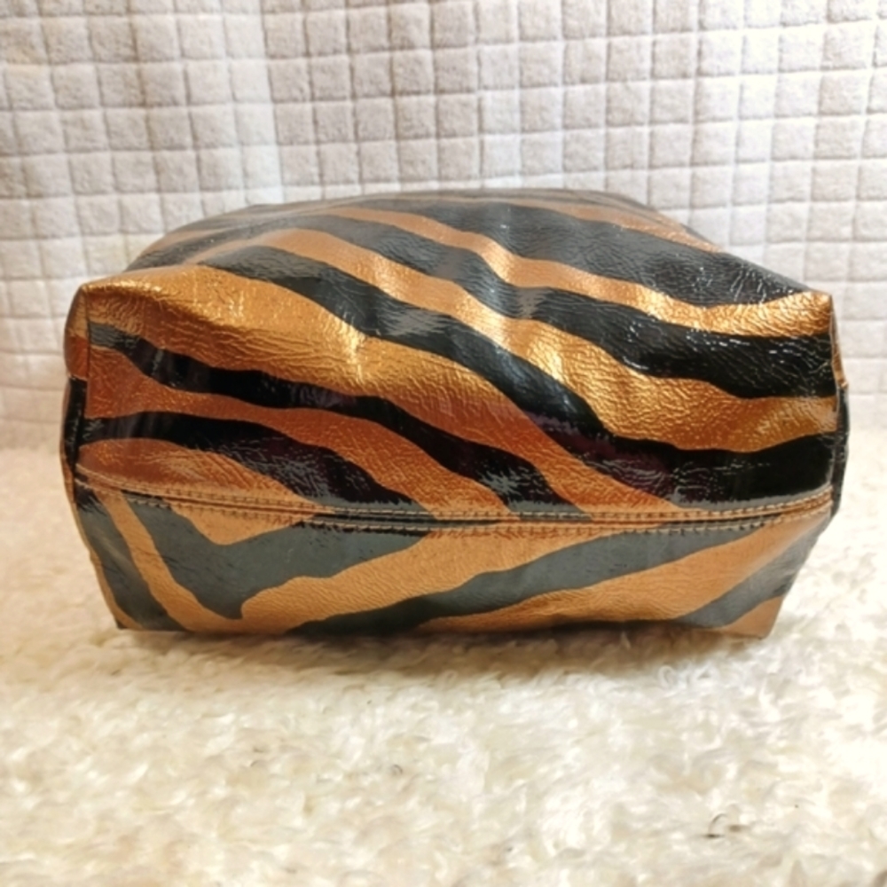 Strata Glossy Animal Print Tote Purse - Picture 8 of 12